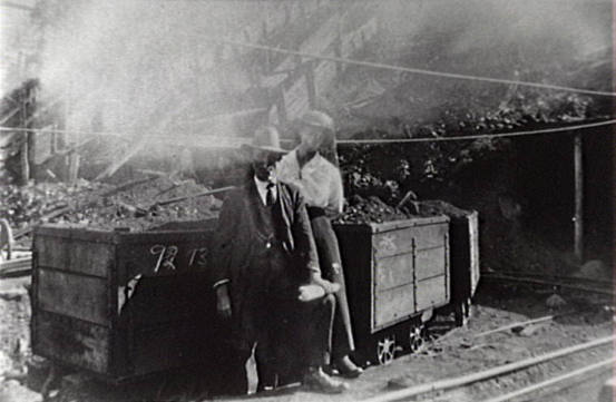 Colliery at Wongawilli - From the Collections of Wollongong City Libraries and the Illawarra Historical Society - P05253